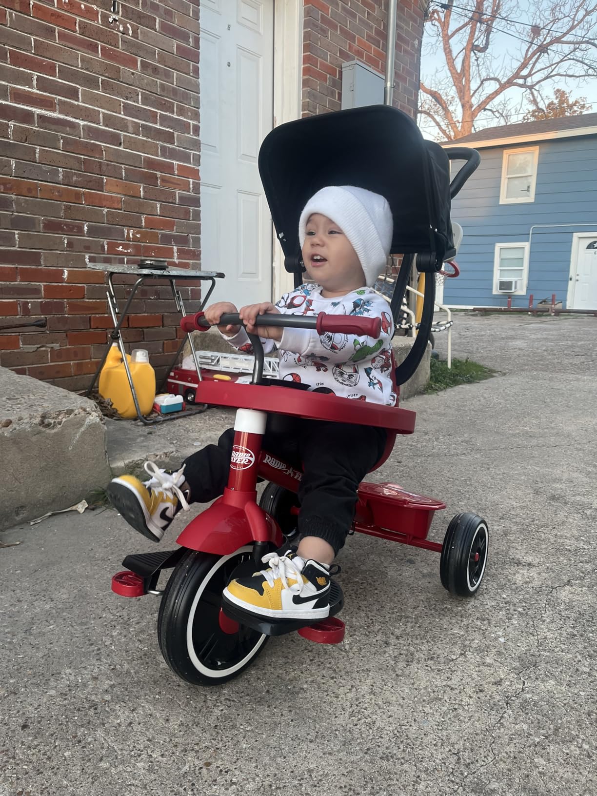 Radio Flyer 4-in-1 Pedal & Push Stroll 'N Trike, Ages 1-5, Toddler Tricycle & Stroller, High-Density Foam Tires, Parent Push Handle, UV Canopy, Removable Tray, Headrest & Seatbelt, Stroller Tricycle customer photo 2