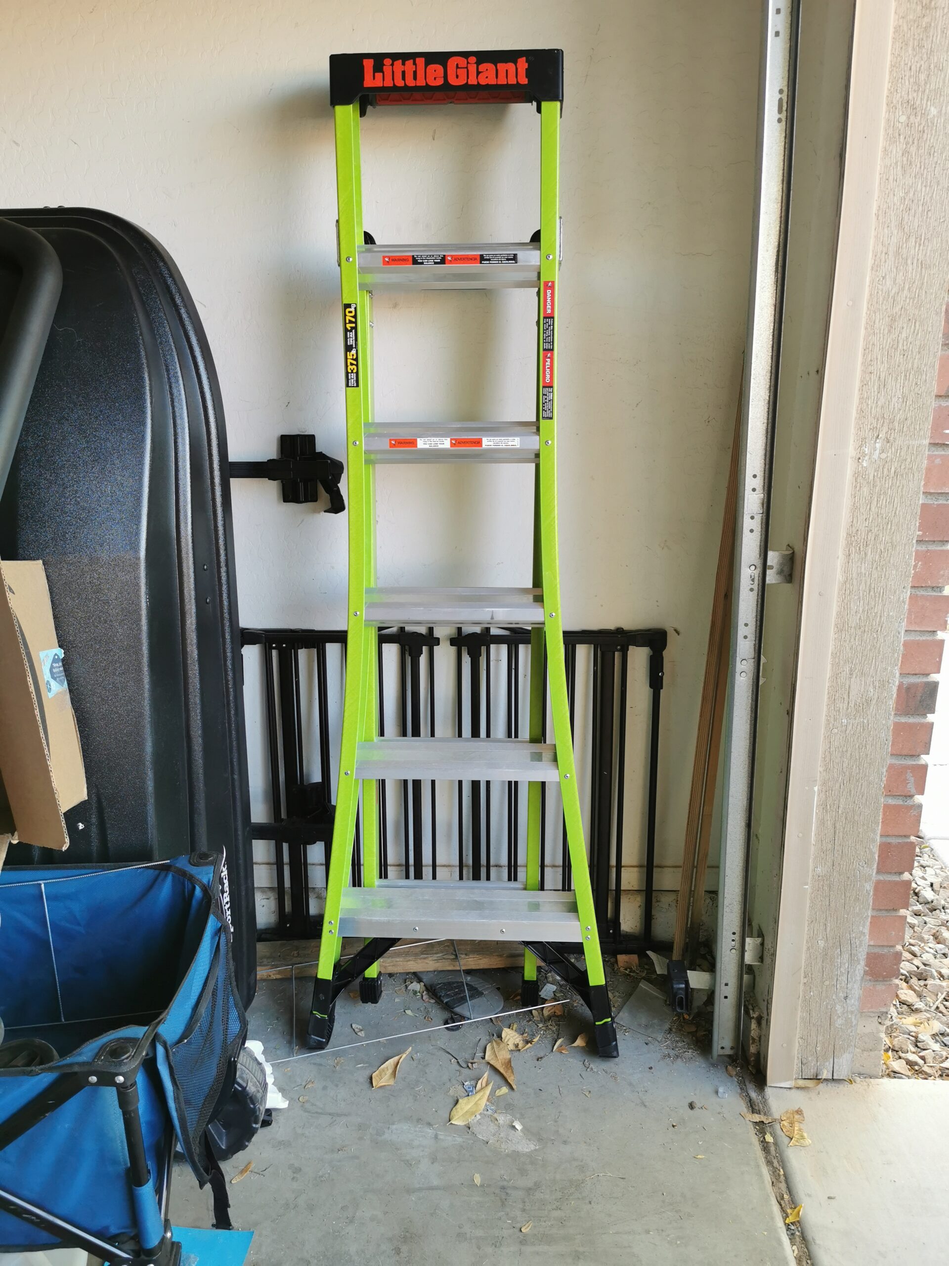 Little Giant Ladder Systems 13905-001 King Kombo 3-in-1 Ladder, 5 Ft, Green customer photo 1