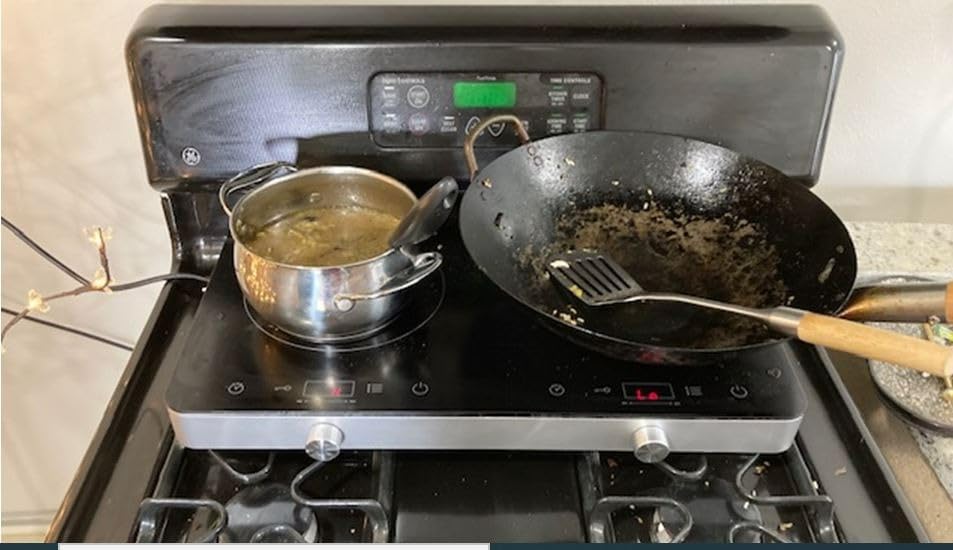 COOKTRON Double Induction Cooktop Burner, 1800w 2 burner Induction Cooker Cooktop, 10 Temperature 9 Power Settings Portable Electric Countertop Burner Touch Stove with Child Safety Lock & Timer customer photo 1