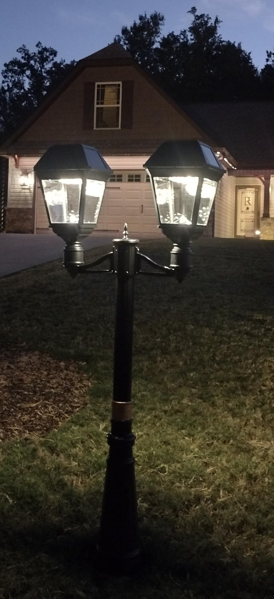 Gama Sonic Solar Lamp Post Light - Outdoor Post Lights, Solar Powered Post Light with 300 Lumens, Dusk to Dawn, Dual Color Temperature, Waterproof Aluminum Post Light, 3