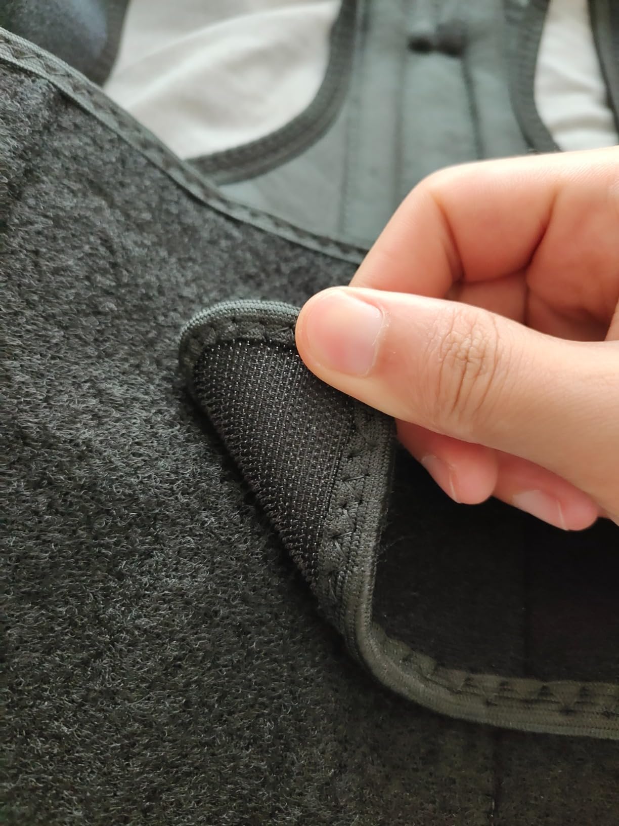 Selbite Posture Corrector for Men and Women - Back Brace for Upper and Lower Body Support - Adjustable Straightener with Pain Relief and Muscle Memory (Large) customer photo 1