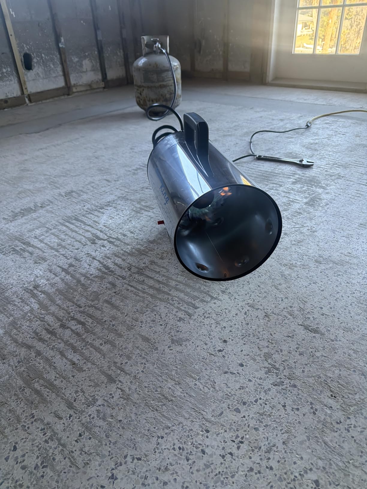 Flame King 60,000 BTU Portable Propane Forced Air Heater, Stainless Steel customer photo 1