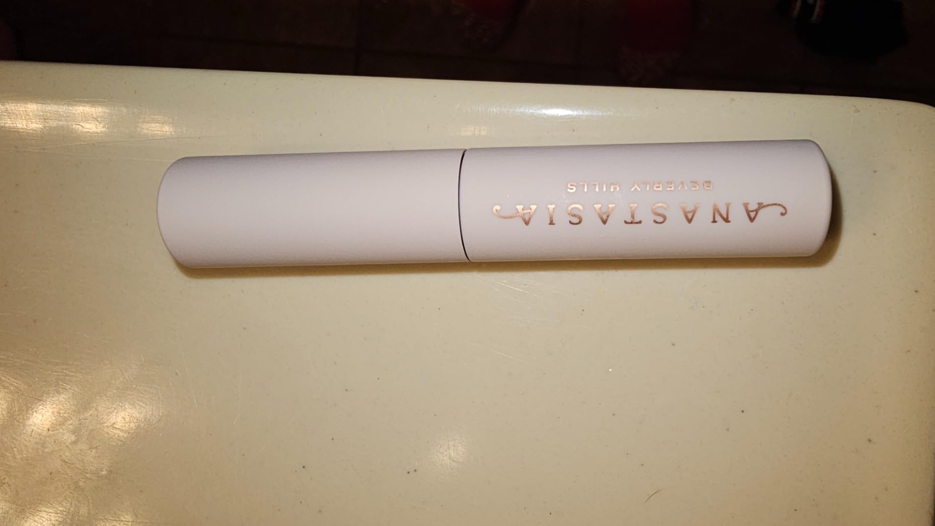 Anastasia Beverly Hills - Magic Touch Concealer customer photo 2