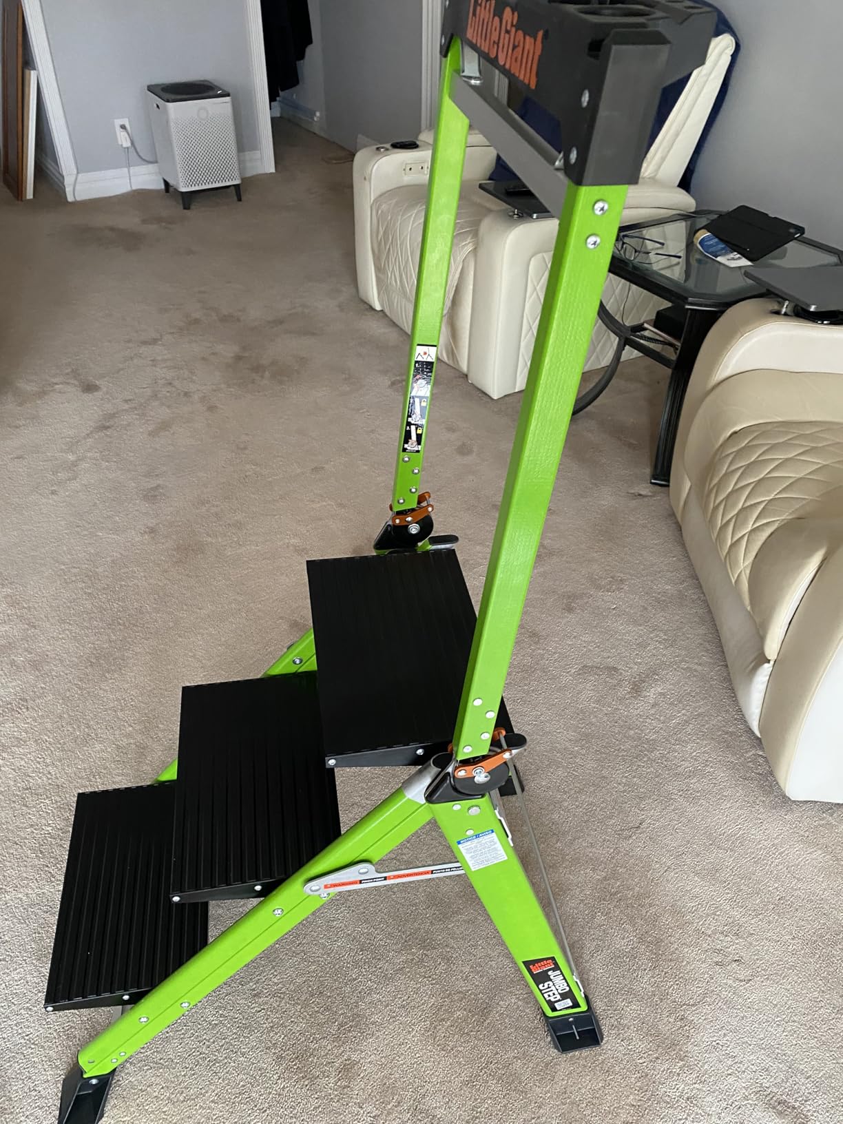 Little Giant Ladders Jumbo 3-Step FG, Hi-viz Green, Fiberglass (11933) customer photo 2