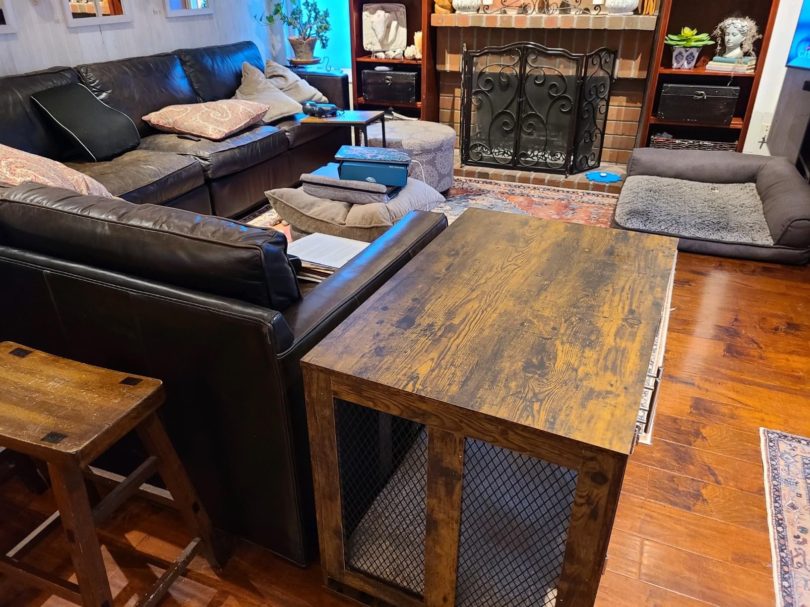 unipaws 25.5 Inch Dog Crate Furniture, Wooden Dog Kennel for Small Breed, Indoor Wood Dog Cage, Inside Side End Table Crate with Tray and Dog Bed for Puppy, Cats, Min Pigs, Rabbit, Up to 25 lbs customer photo 1