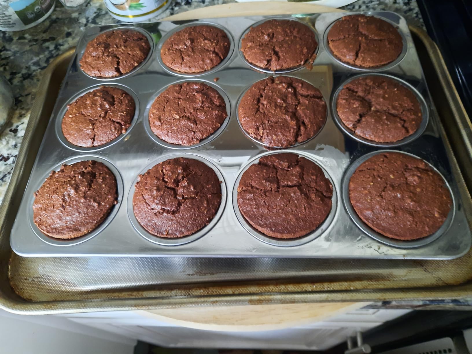E-far Muffin Pan 12-Cup, Set of 2, Stainless Steel Cupcake Pan Metal Muffin Baking Tins for Oven, Regular Size & Easy Clean, Non-toxic & Dishwasher Safe customer photo 2