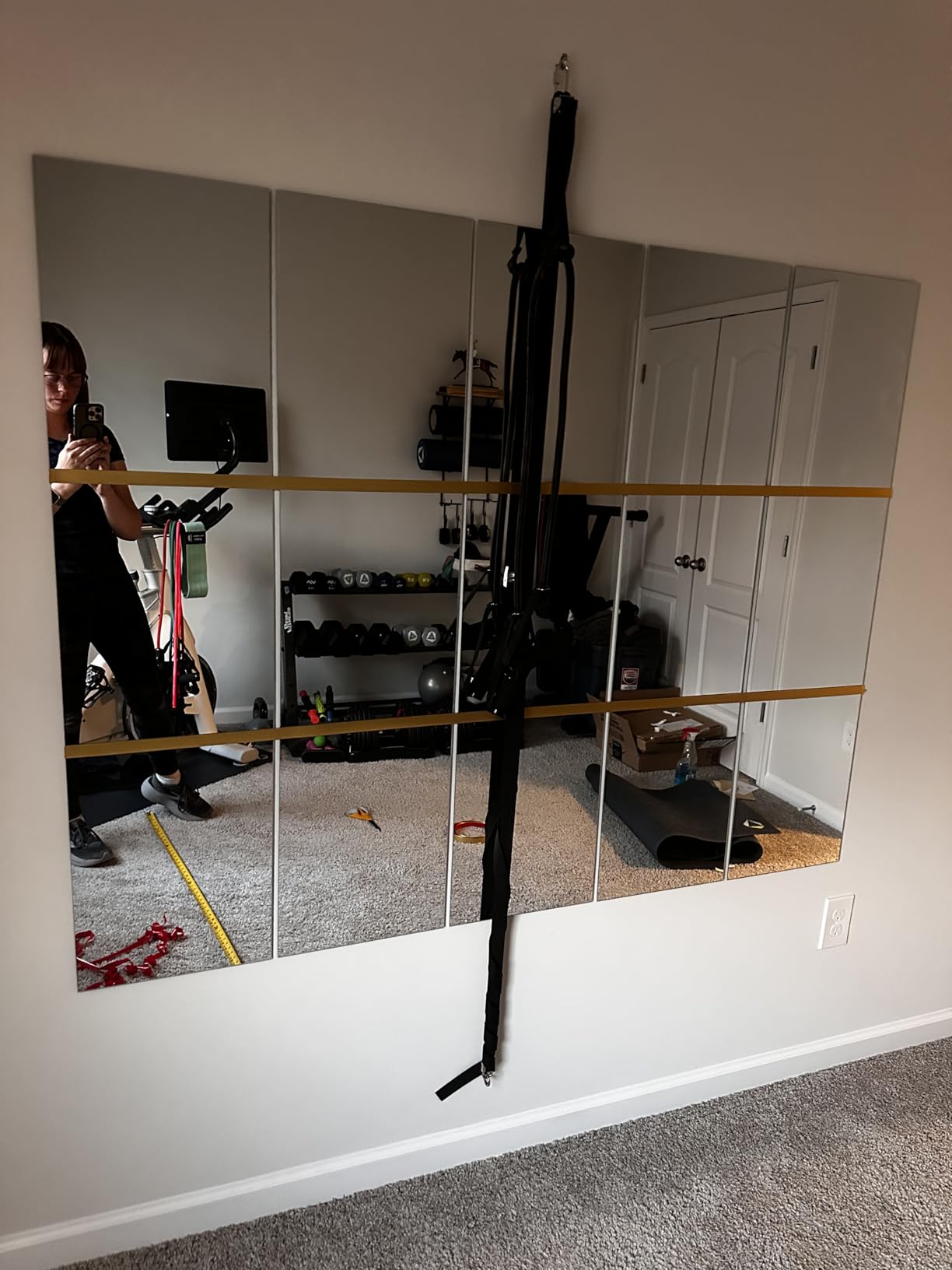 Delma Home Gym Mirrors, 12'' x 12'' Glass Mirror Tiles (16 PCS), Square Large Wall Mirror for Home Gym, Bedroom, Door, Bathroom, Frameless Mirror Sets customer photo 2