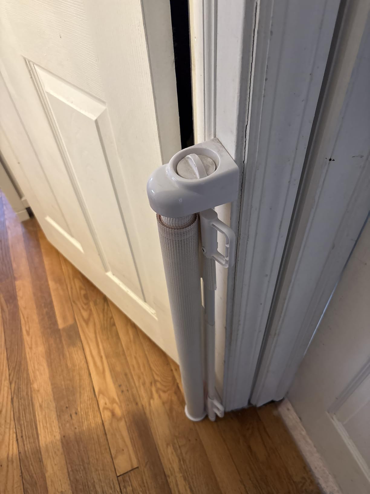 Retractable Baby Gate for Stairs - 33