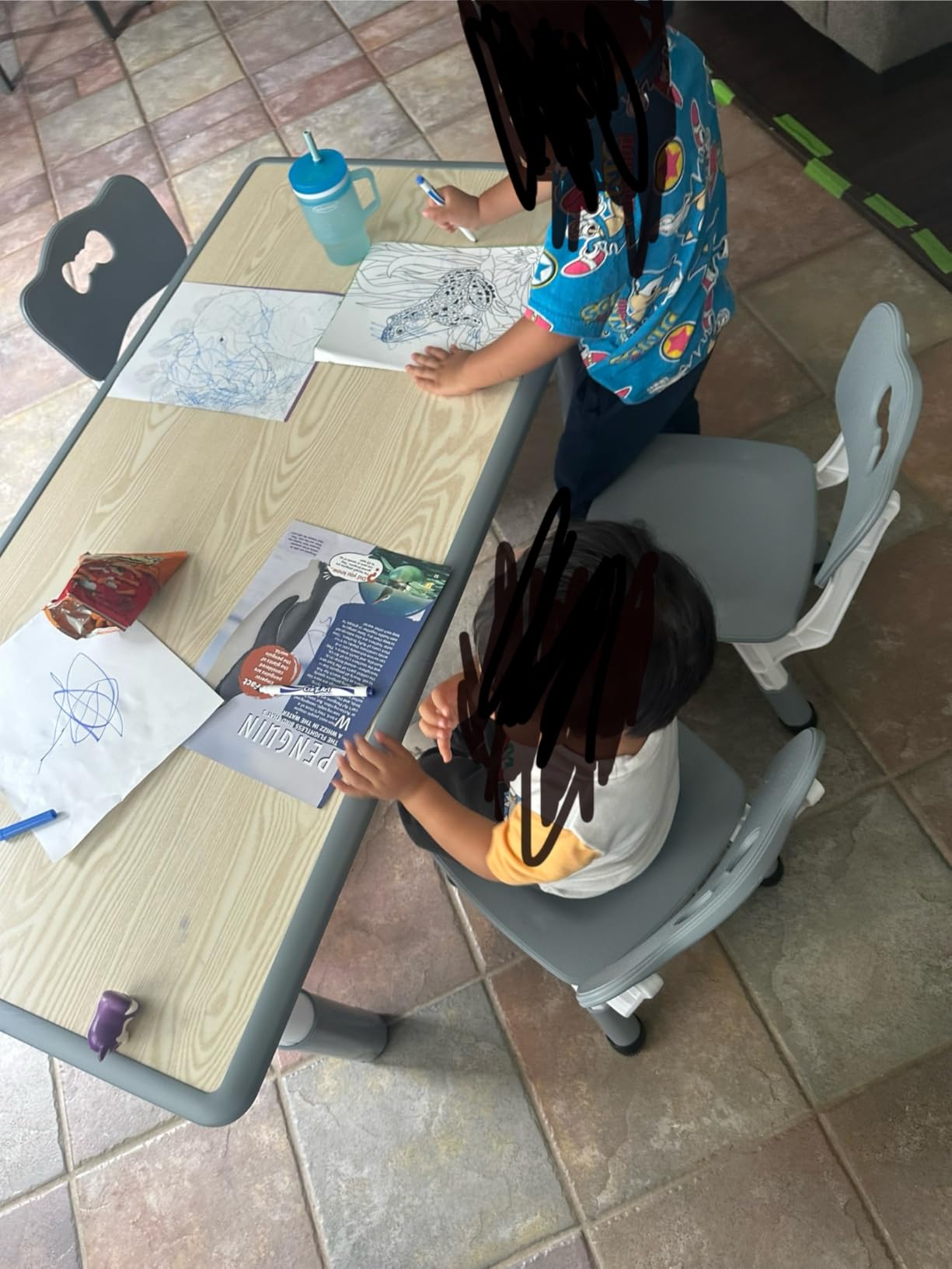 Brelley Kids Table and 4 Chairs Set, Height Adjustable Toddler Table and Chair Set, Graffiti Desktop, Non-Slip Legs, Max 300lbs, Children Multi-Activity Table for Ages 2-8 customer photo 1