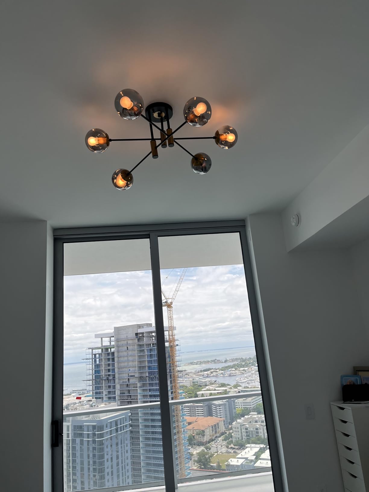 DDLLDESHI 6-Light Glass Globe Sputnik Chandelier Modern Matte Black and Gold Ceiling Light Fixture Vintage Hanging Chandeliers for Farmhouse Living Room, Kitchen Dining Room Bedroom customer photo 1