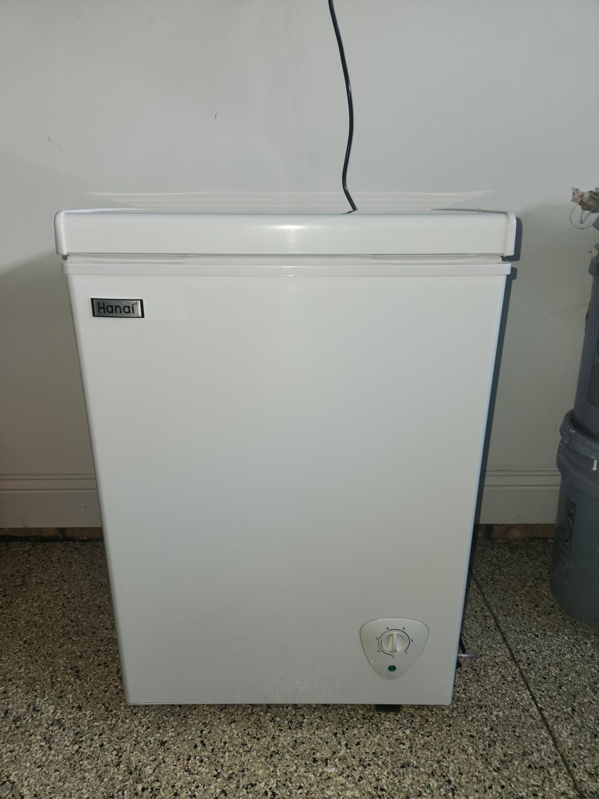 Chest Freezer Deep Freezer for Garage 5.0 Cu.Ft Compact Freezer Only Adjustable 7 Thermostat and Removable Basket Energy Saving for Garage Basement Dorm Apartment Kitchen Business customer photo 2