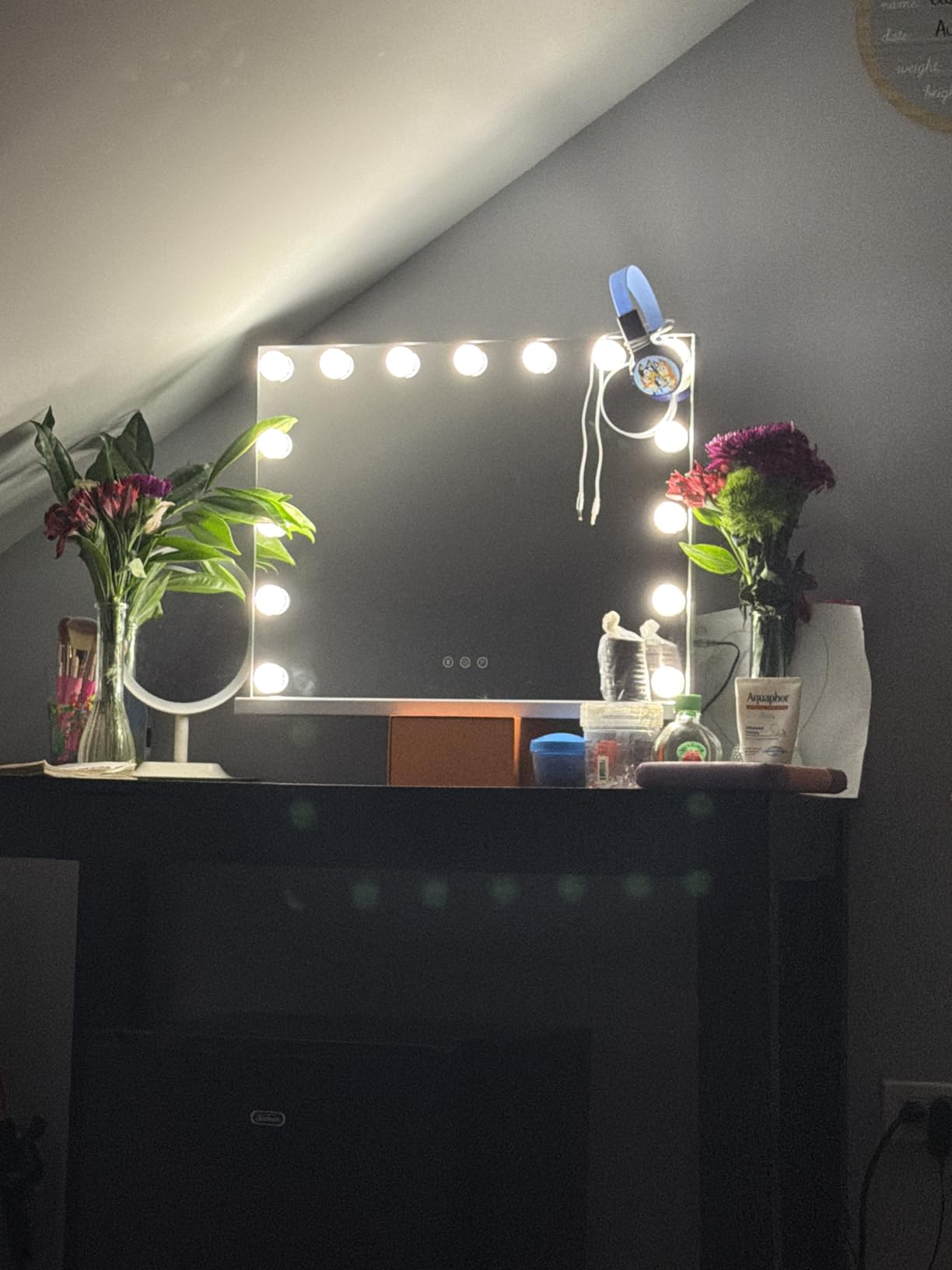 M MIVONDA Hollywood Vanity Mirror with 18 Bulbs Lights, Large Lighted Makeup Mirror for Desk and Wall, Dimmable 3 Lighting Modes, Plug-in & USB Charger Port, White customer photo 1
