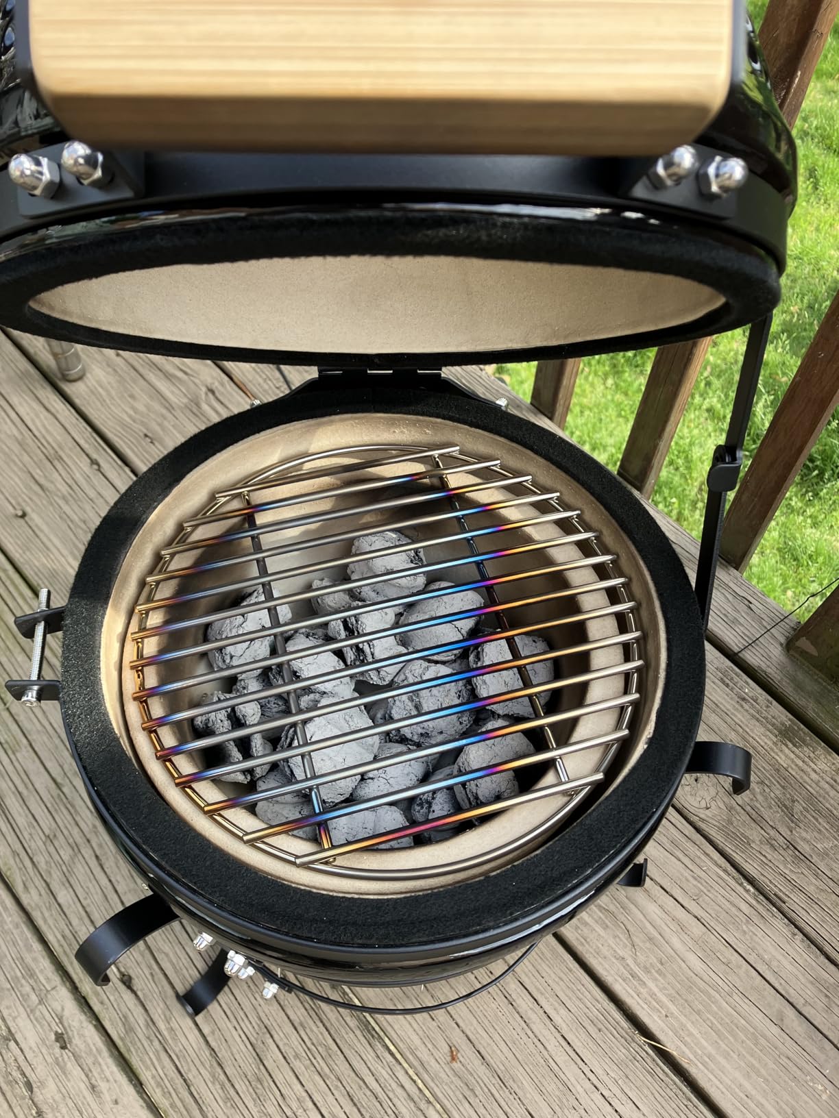Outvita Ceramic Grill, 13 in. Round Kamado Charcoal Grill, Portable Barbecue Grill with Thermometer, Black customer photo 2