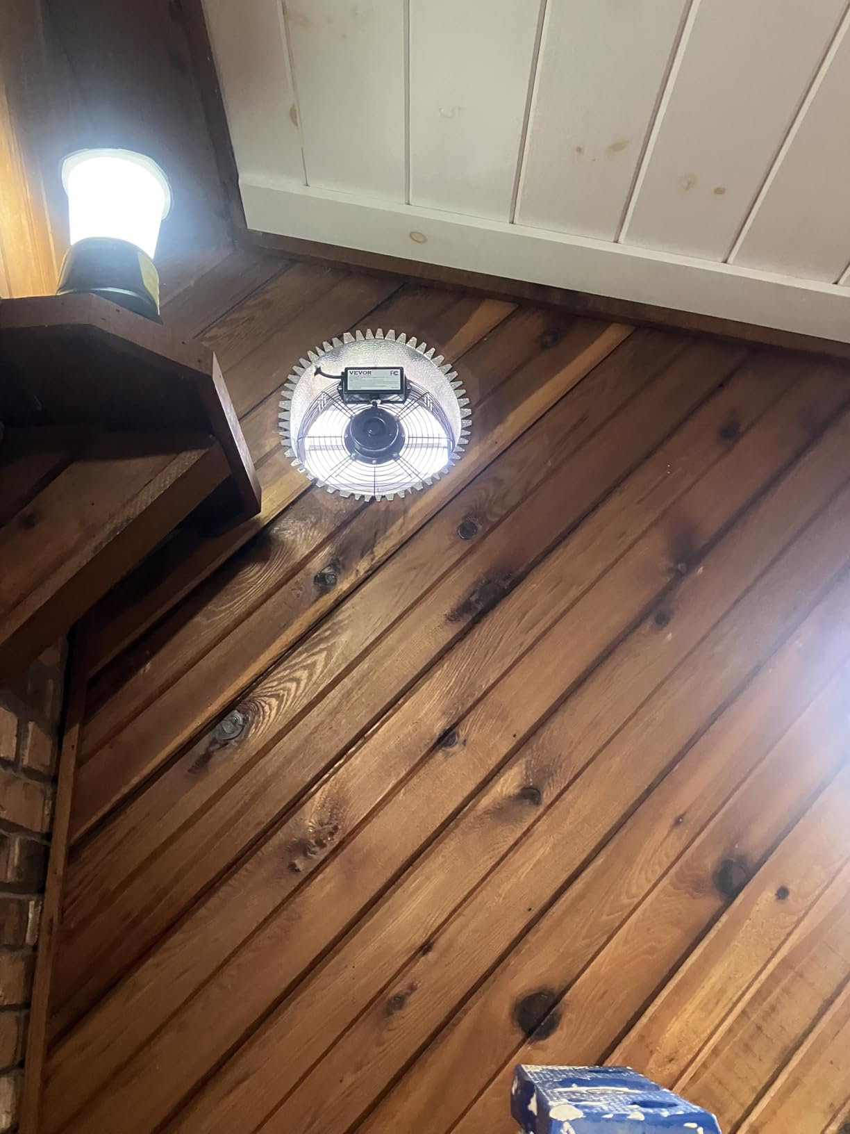 VEVOR Shutter Exhaust Fan, 16'' with Various Speeds, AC-motor, 2000 CFM, Wall Mount Attic Fan, Ventilation and Cooling for Greenhouses, Garages, Sheds, FCC customer photo 1