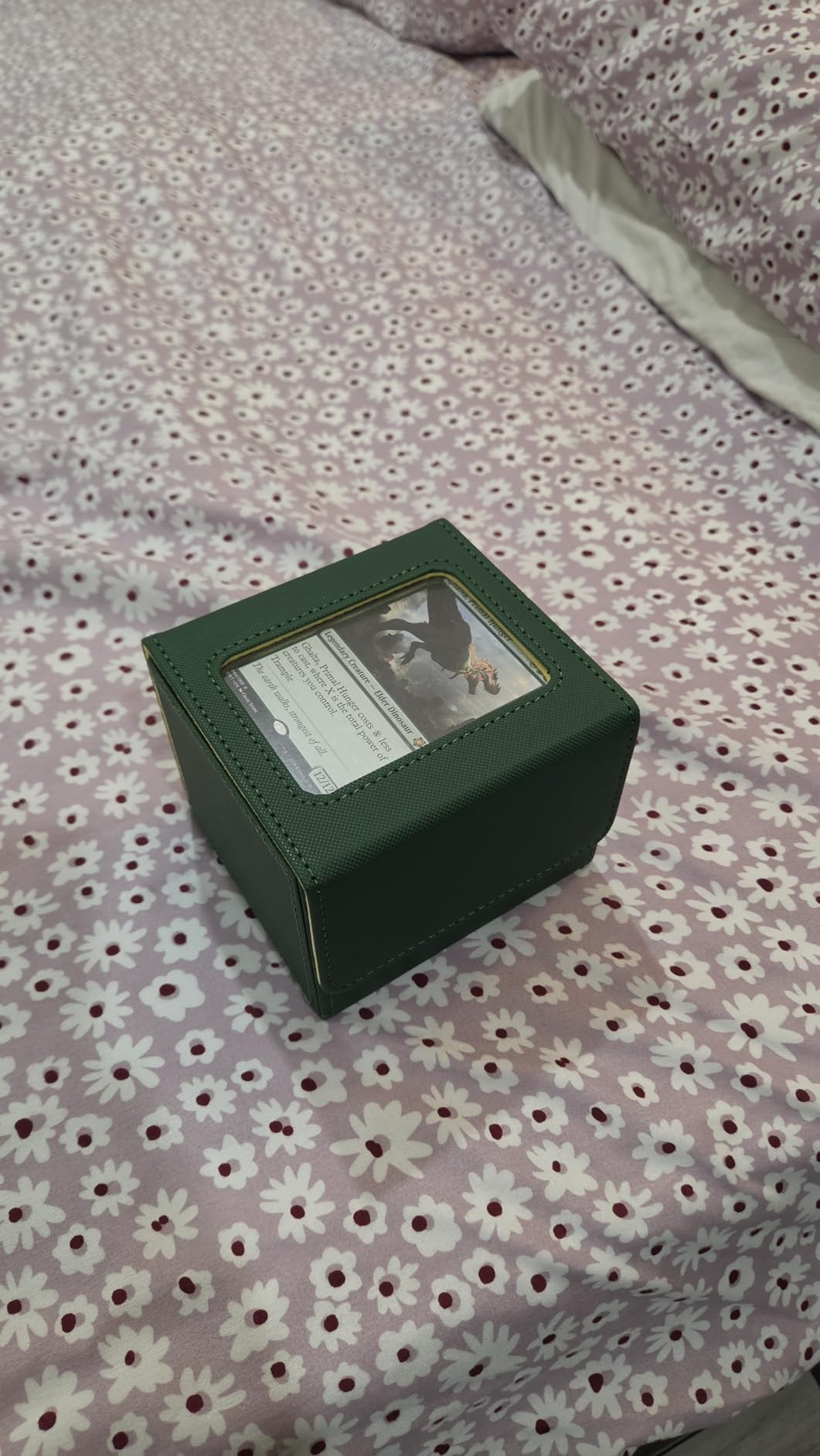 ZLCA Card Deck Box for Trading Cards, MTG Commander Deck Box Holds 120+ Single Sleeved Cards, Leather Magnetic Card Storage Box Fits for TCG CCG Magic Cards (Black) customer photo 1