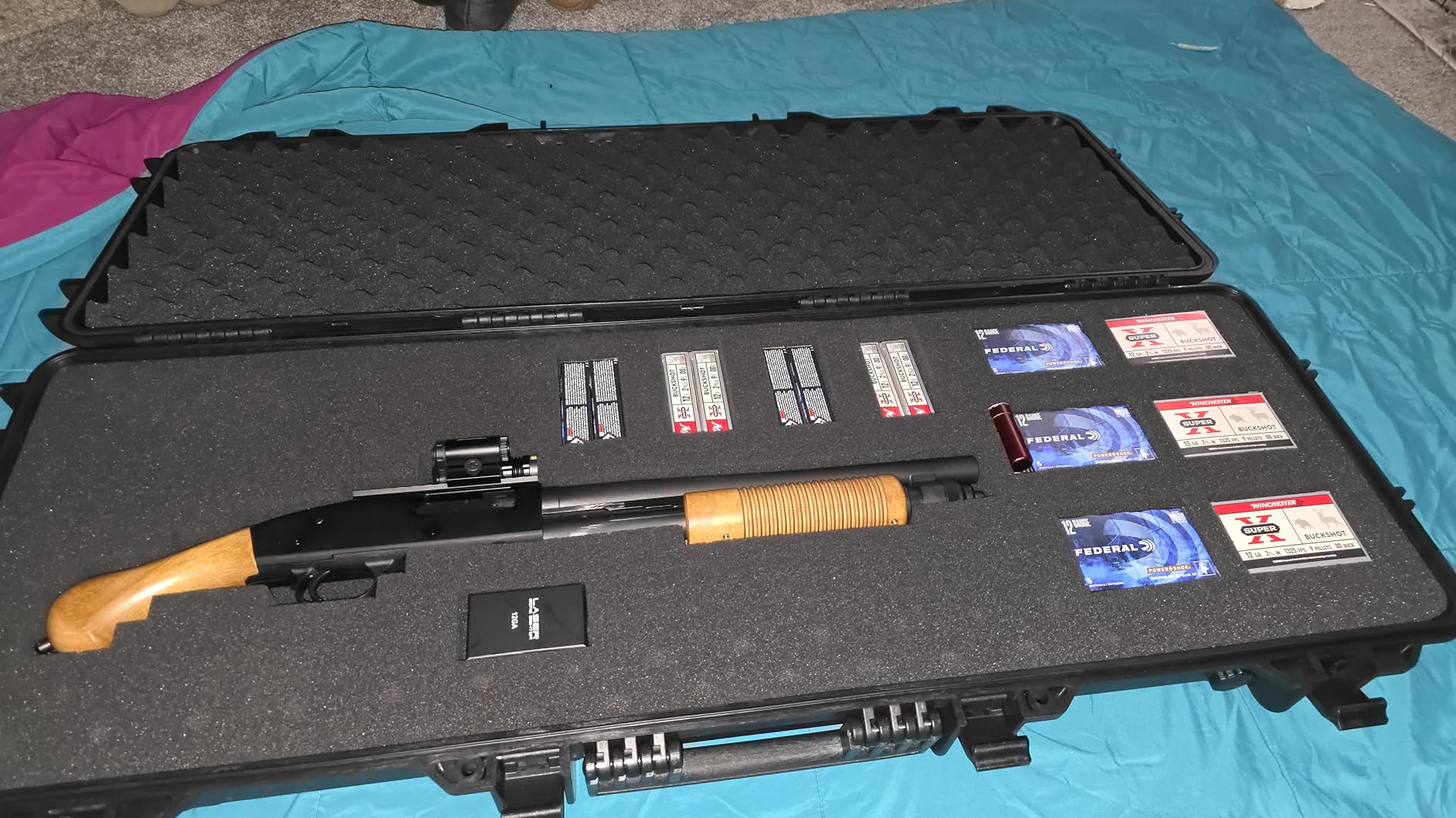 Rifle Case, Mil-Spec, 3 Layer Pick and Pluck Cube Foam 43~54.3 in,4~6 latches,IP67 customer photo 2
