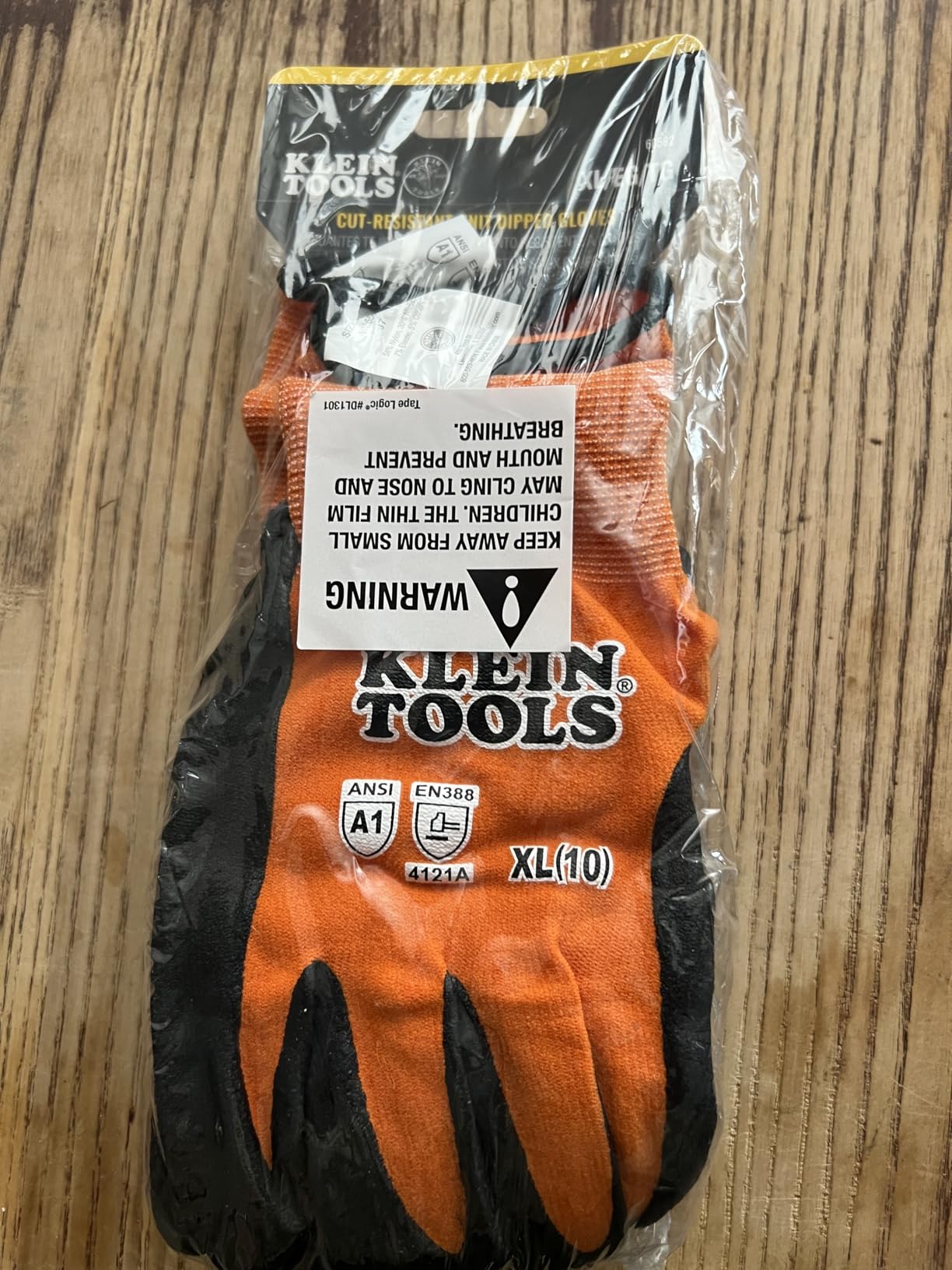 Klein Tools 60581 Work Gloves, Knit Dipped Cut Resistant ANSI A1 Nitrile Coated Gloves, Nylon-Spandex, Touchscreen Capable, Large, 2-Pair customer photo 2