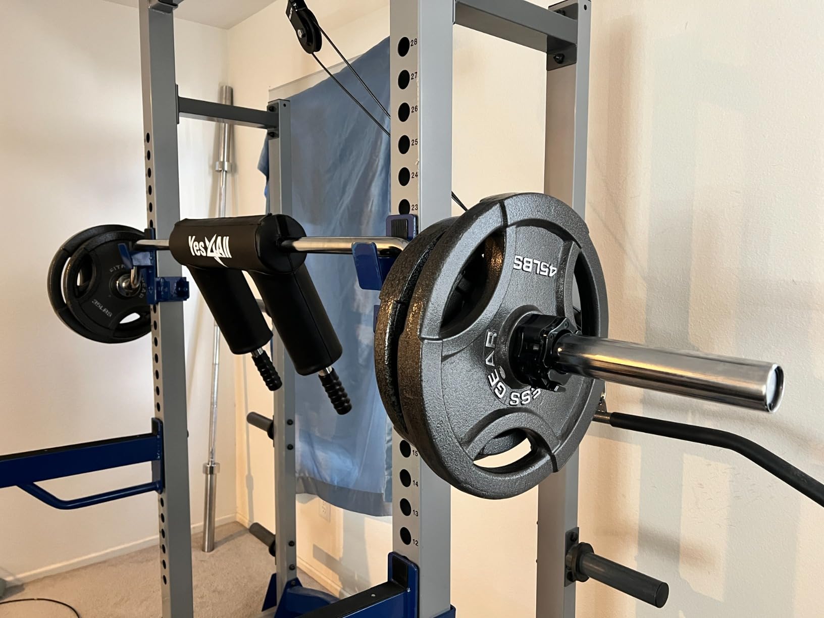 Yes4All Anti-Slip Squat Bar Attachment 1000LB, Squat Olympic Bar & Bar Pad with Comfortable Neck and Shoulder Pads, Extra Handle for Free Weights Strength Training, and Body Building customer photo 2