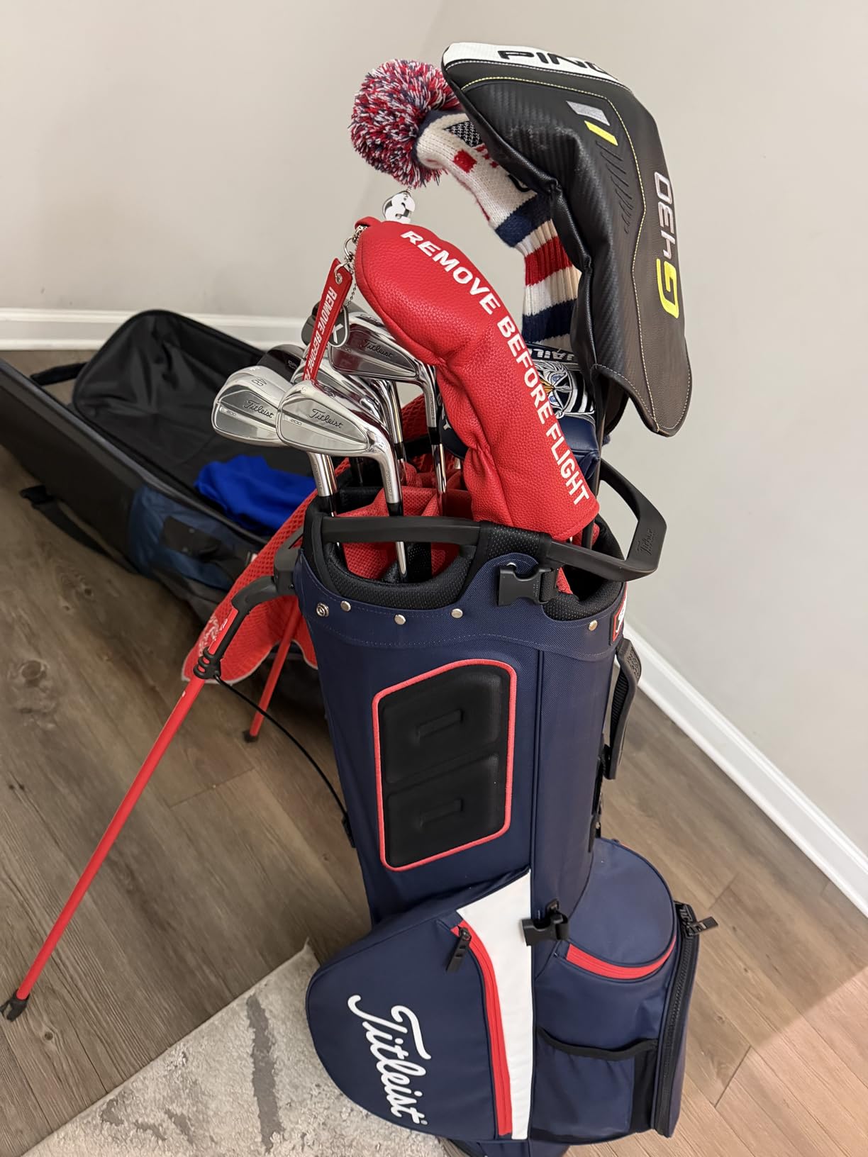 OutdoorMaster Golf Travel Bags for Airlines with Wheels and Hard Case Top, Protect Golf Clubs, Lightweight and Easy to Maneuver, Upgrade Version customer photo 1