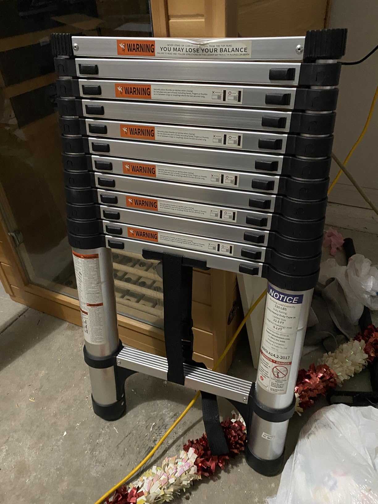 Telescoping Ladder, SocTone 12.5 FT Aluminum Lightweight Extension Ladder with 2 Triangle Stabilizers, 330lbs Max Capacity customer photo 1