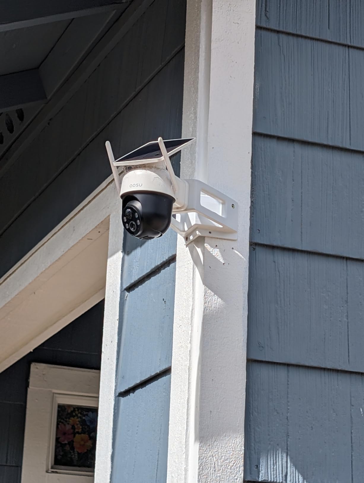 AOSU Solar Camera Security Outdoor - 100% Wire-Free Security Cameras Wireless Outdoor for Home Surveillance with Fixed Solar Panel, 360 Panoramic View, Human Auto Tracking, 2K Color Night Vision customer photo 2