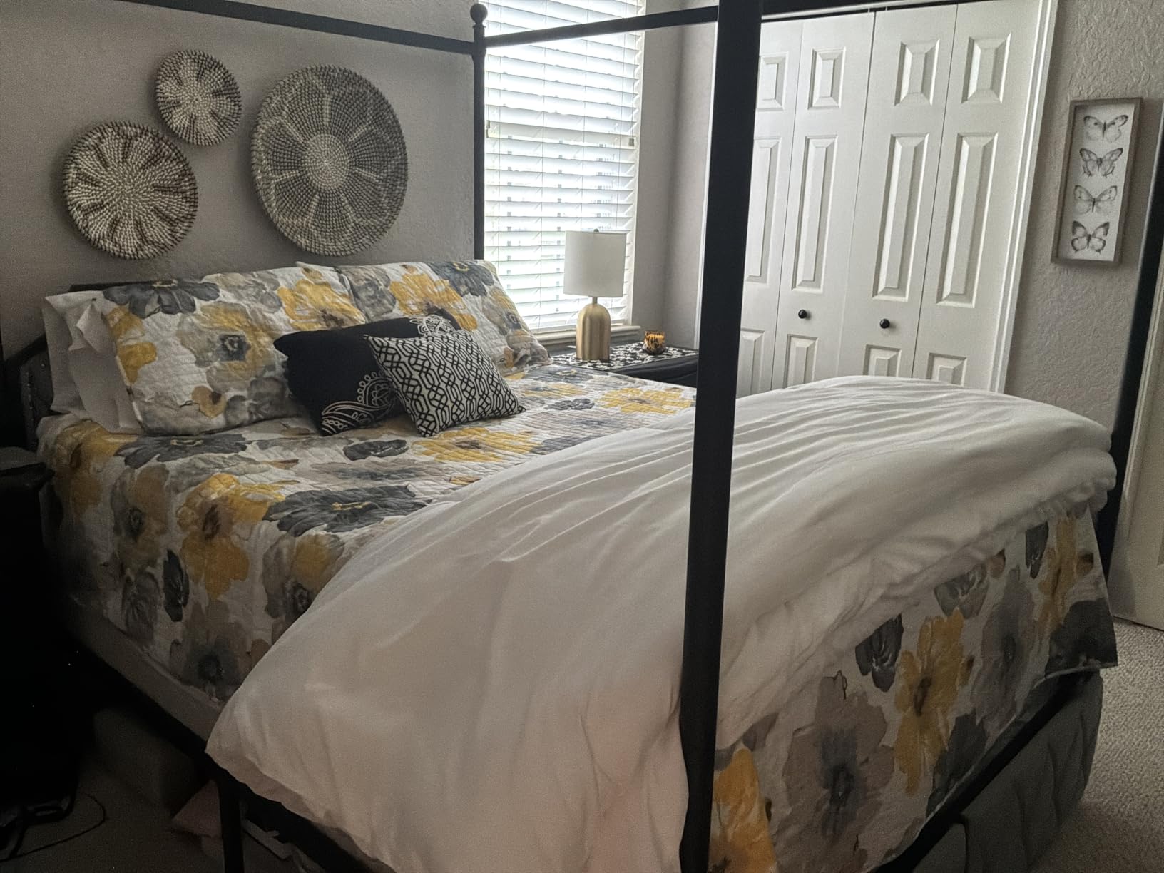 Keyluv Queen Upholstered Canopy Bed Frame with 2 Storage Drawers & Button Tufted Headboard, Metal Platform Bed with 4 Removable Posts, Two-Purpose Velvet Bed, Beige/Curtain Not Included customer photo 1