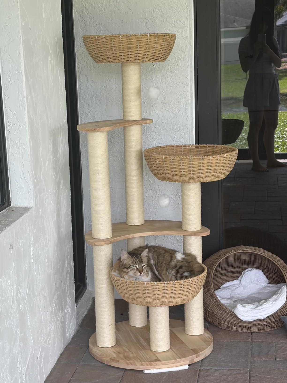 Big Modern Design Cat Tree Tower with White Cloud Mat, Unique Cat Supplies Tower with Scratching Post, Cute Wood Cat Tree Cat Furniture Activity Centre for Indoor Big Cats customer photo 2