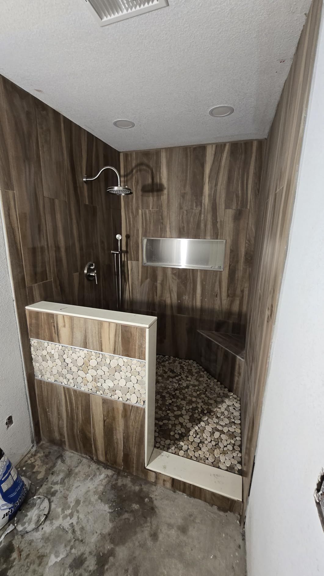 Rainfall Shower System Shower Faucet Set with Rain Shower Head and Handheld Spray, 9 inch Wall Mounted Bathroom Antique Luxury Mixer Combo Set with Pressure Balance Valve, Brushed Gold customer photo 2