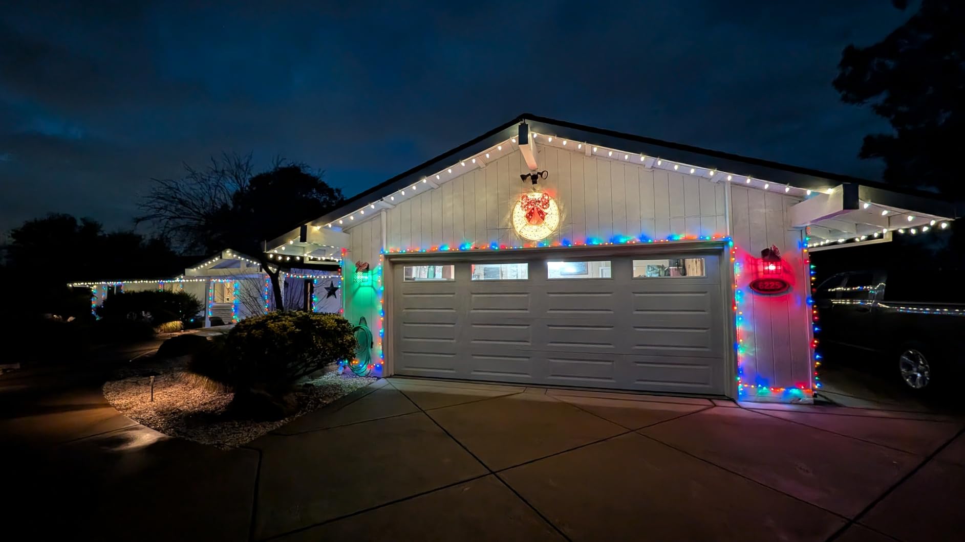 Best Choice Products 36in Pre-Lit Outdoor Christmas Wreath Decoration, LED Metal Holiday Decor for Home w/ 120 Lights, Bow - Green/Red customer photo 2