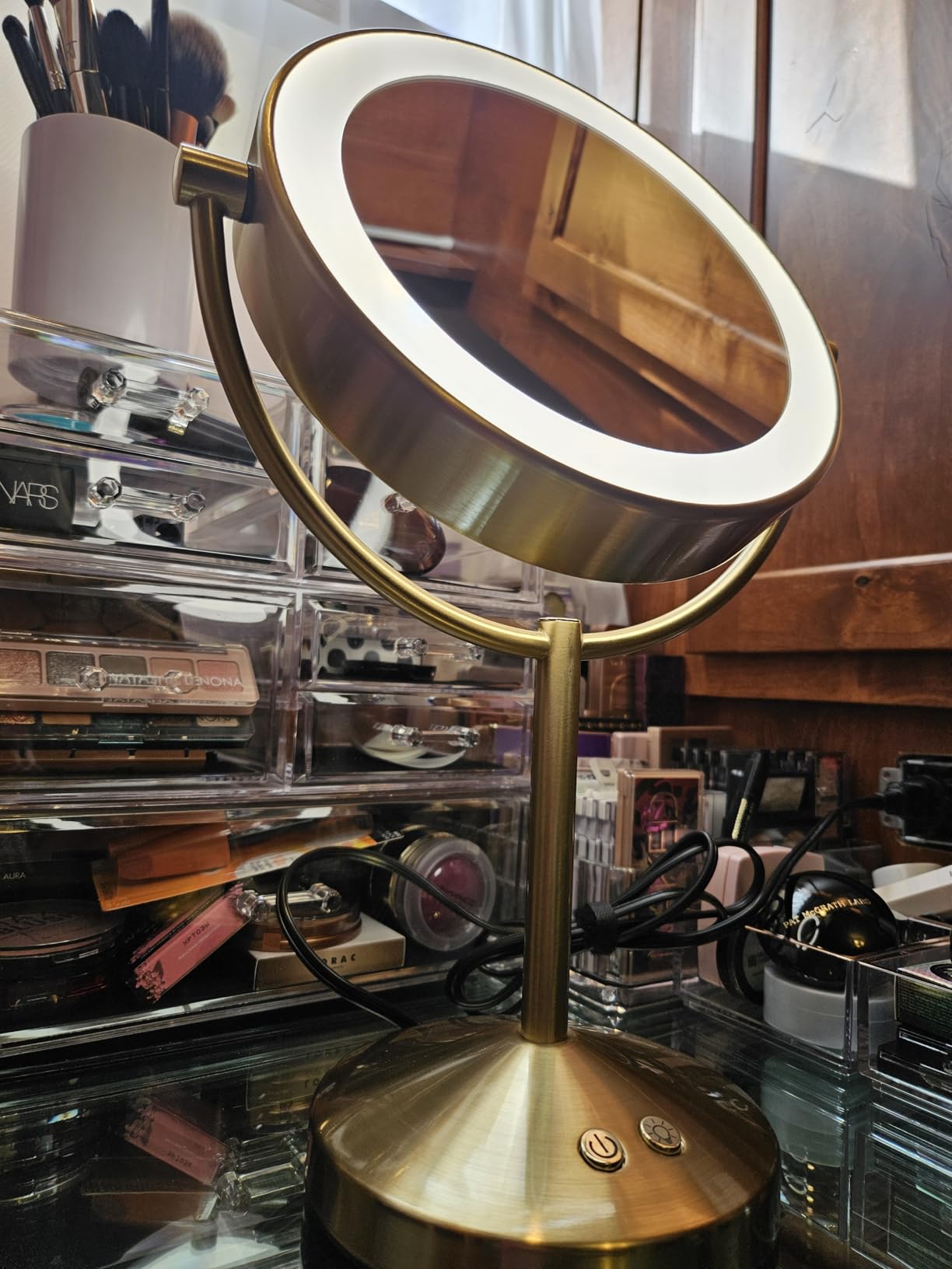 Conair Lighted Makeup Mirror, Double-Sided LED Vanity Mirror with 1X/10X Magnification, 3 Light Settings, 3 Modes, 360° Rotation, Brushed Brass Finish customer photo 1