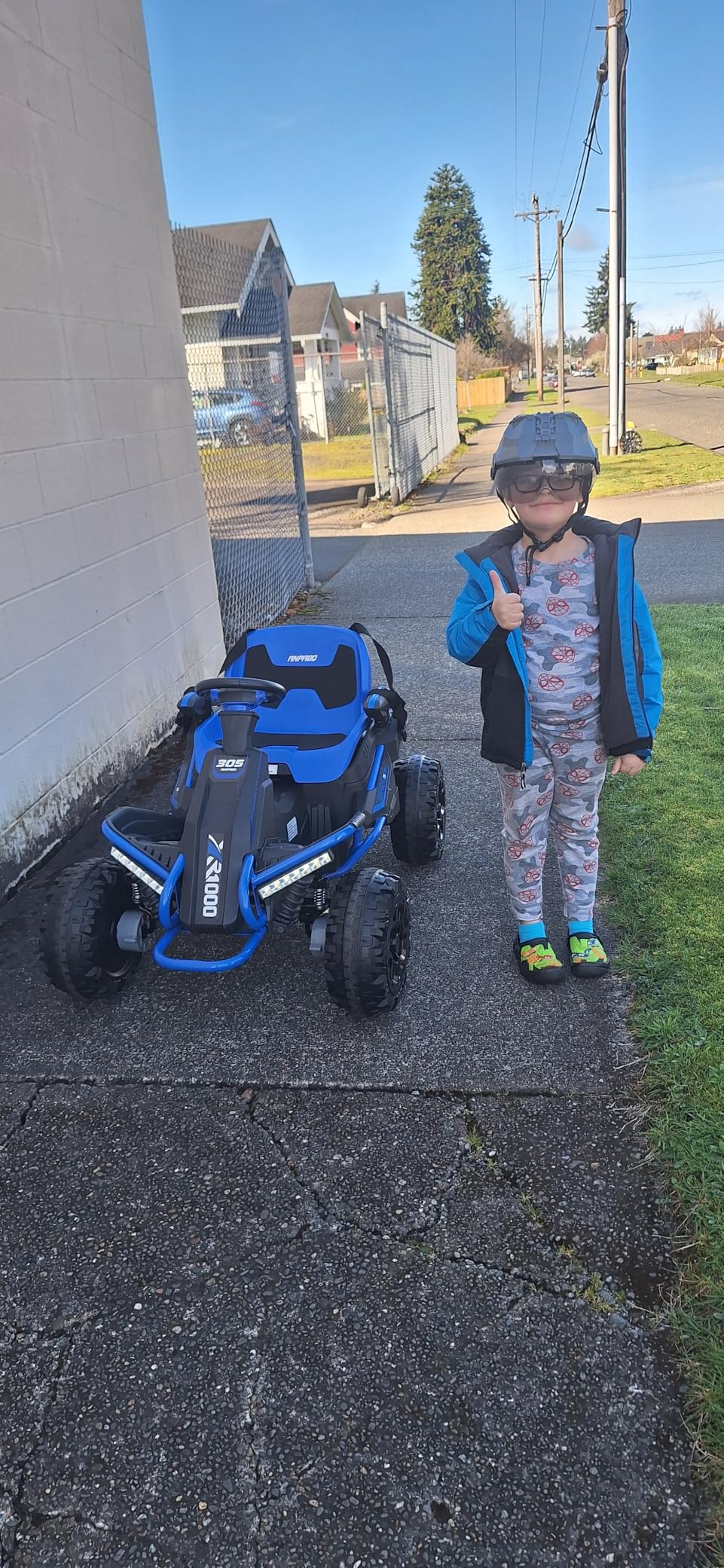 ANPABO 24V 4x4 Ride On Toys for Big Kids Aged 3-12 Blue-4x200W Motors, 5MPH, Wide Adjustable Seat, Parent Remote, Metal Frame, Shock Absorber, for Off-Road Ride customer photo 2