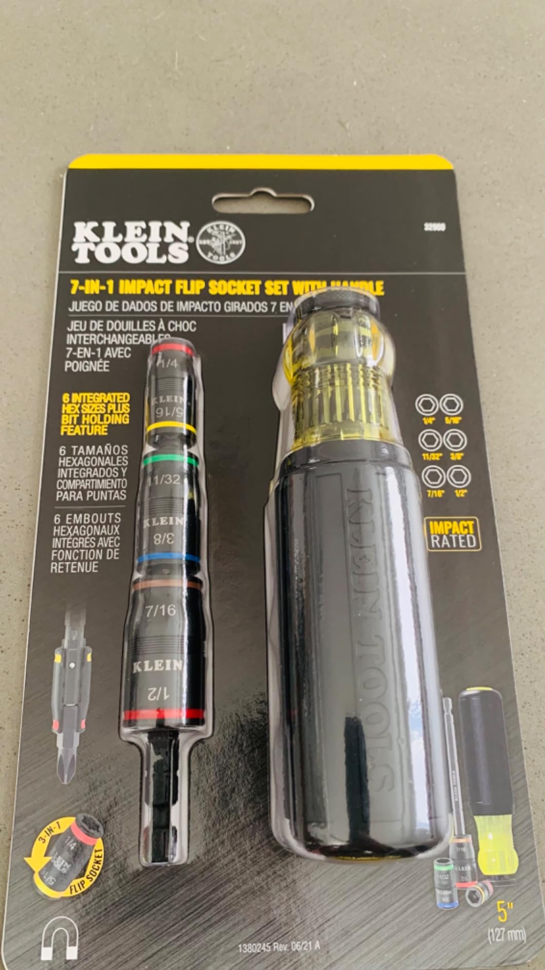 Klein Tools 32910 Impact Driver, 7-in-1 SAE Impact Socket Set with Handle, Flip Socket with 1/4, 5/16, 3/8, 7/16, 1/2 and 9/16-Inch Nut Driver Sizes and 1/4-Inch Bit Holder customer photo 2