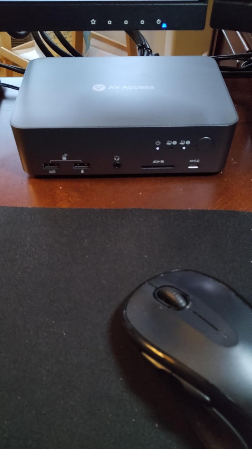 AV Access KVM Switch Dock 2 Monitors 2 Laptops, 4K KVM Switch Dual HDMI Monitor, 2 USB-C MST Ports, 60W PD for Each PC, 1G Ethernet, EDID Emulation, 2K@144Hz, 1080P@240Hz, Ideal for Home Office & Gaming customer photo 1