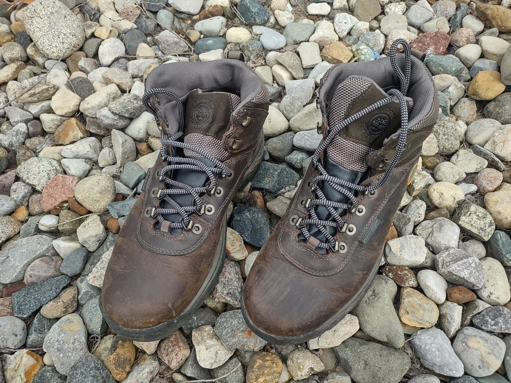 Timberland Men's White Ledge Mid Waterproof Hiking Boots customer photo 2