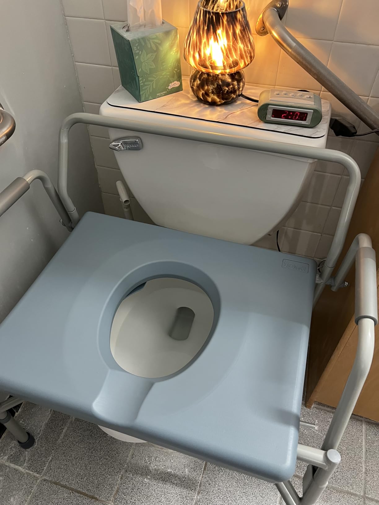 DMI Drop Arm Portable Toilet Commode, Extra-Wide Seat, 500 Pound Weight Capacity customer photo 1
