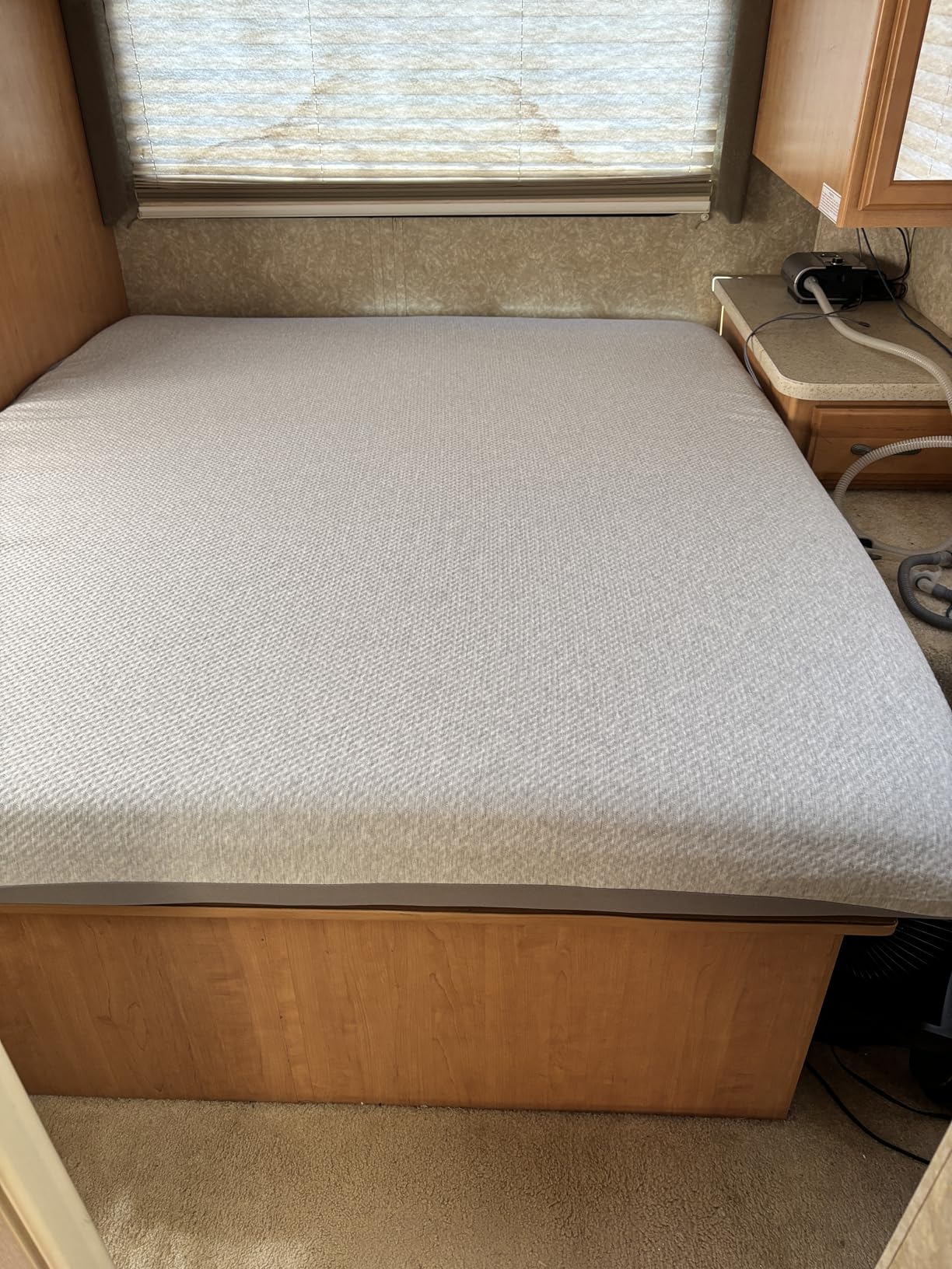 Zinus 8 Inch Ultima RV Memory Foam Mattress, Short Queen, Fiberglass Free, Medium Firm Feel customer photo 1