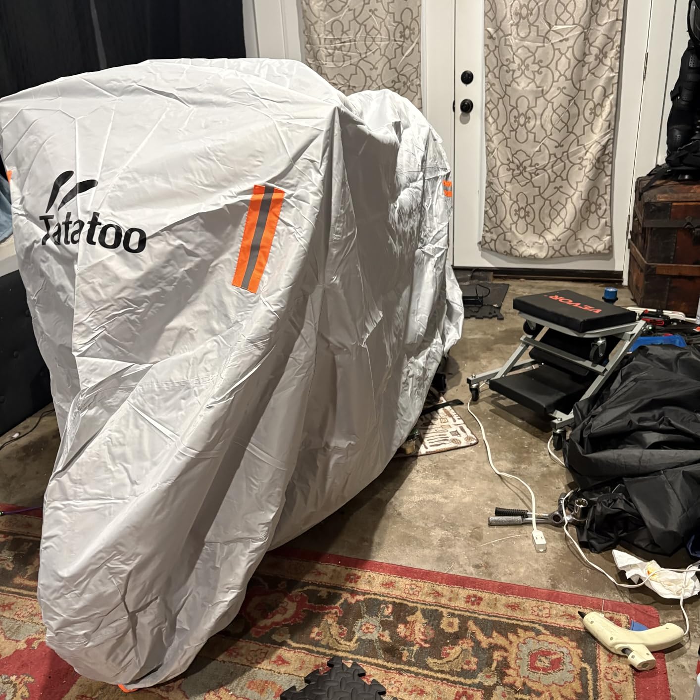 Motorcycle Cover Waterproof Outdoor, 300D Heavy Duty, UV & Rain Resistant, Windproof with 3 Buckles, Fits Most Motorcycles, Cruisers, Sportbikes, Dirt Bikes, Scooters up to 96.5