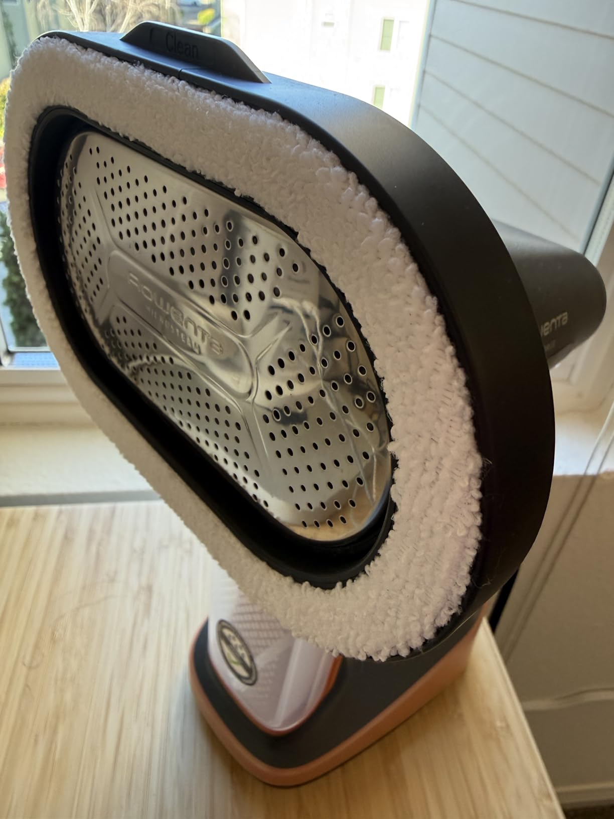 Rowenta Pure Force 3in1 Steamer & Iron, 7.1 Oz Tank Capacity, Vertical Steaming, Horizontal Ironing, Lint Remover, Auto-off, 1875 Watts, Black Clothes Steamer, DR8855 customer photo 1