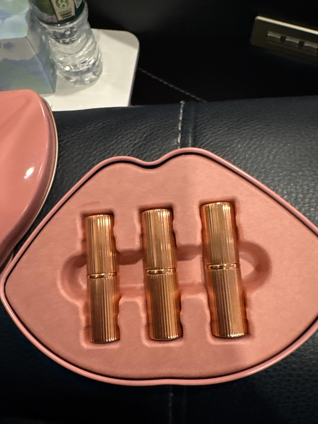 Charlotte Tilbury K.I.S.S.I.N.G Lipstick - Moisturizing & Hydrating Lipstick with Light-Diffusing Pigments for a Luminous Finish customer photo 2