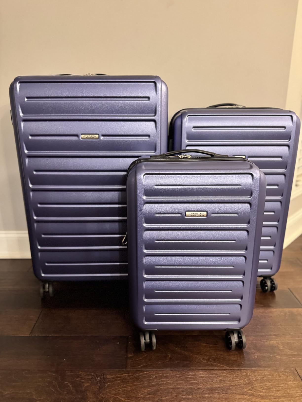 American Tourister Westridge Hardside Luggage Set with Spinner Wheels, Silver, 3PC SET (CO/M/L) customer photo 2