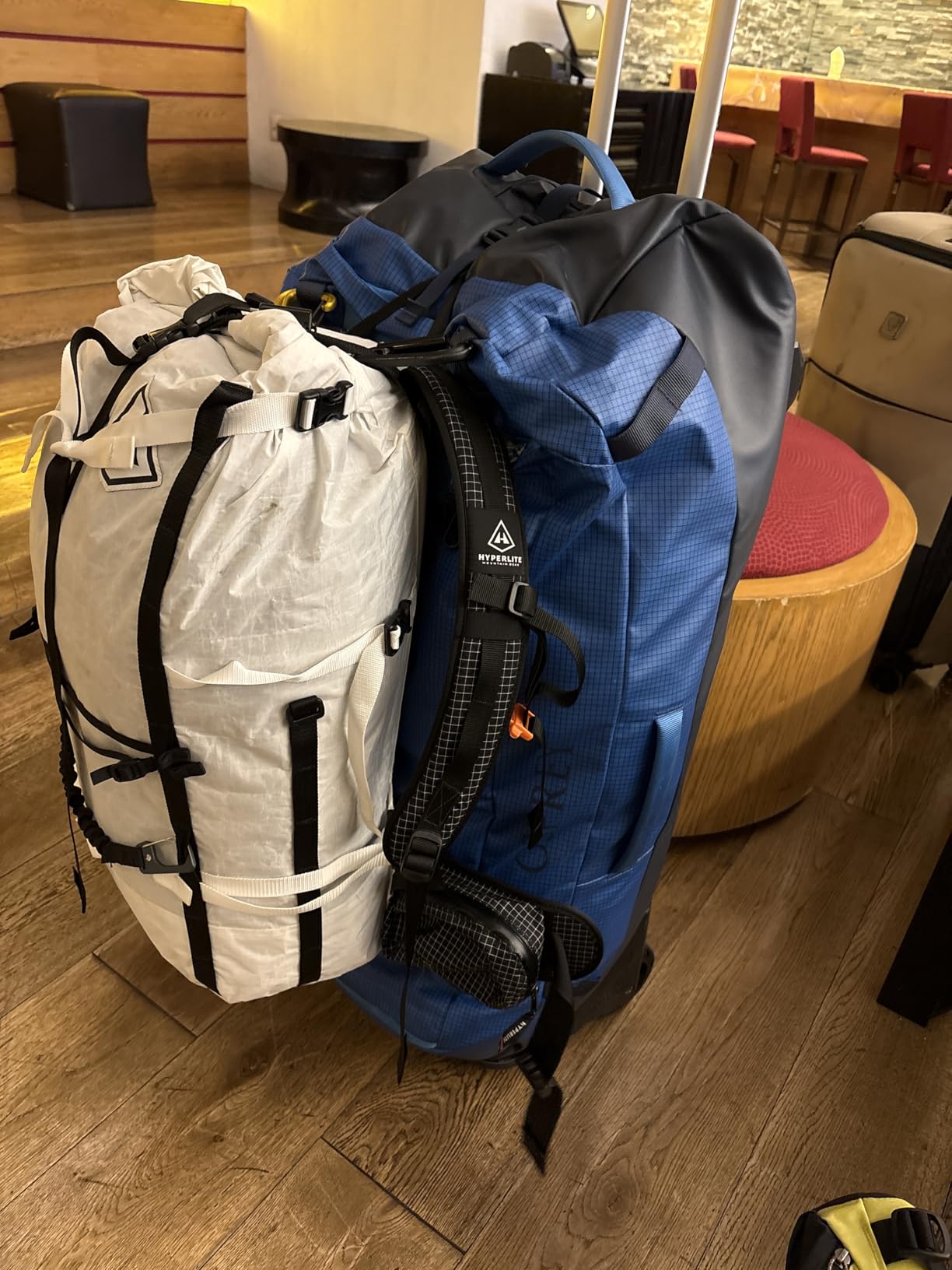 Osprey Transporter 90L Wheeled Travel Duffel Bag - Large Lightweight Rolling Suitcase for Men and Women, Blue Flame/Nocturnal Blue customer photo 1