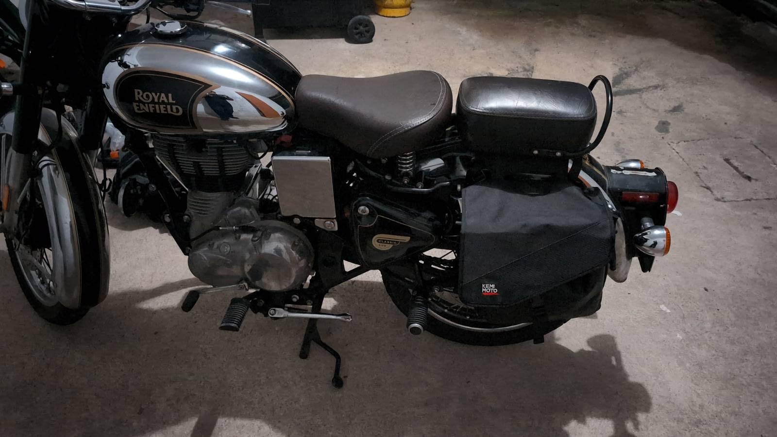 KEMIMOTO Motorcycle Saddlebags, 40L(20Lx2) Large Capacity Detachable Side Saddle Bags Motorcycle Panniers Bags with Protective Cover Universal Luggage Bag, Black customer photo 2