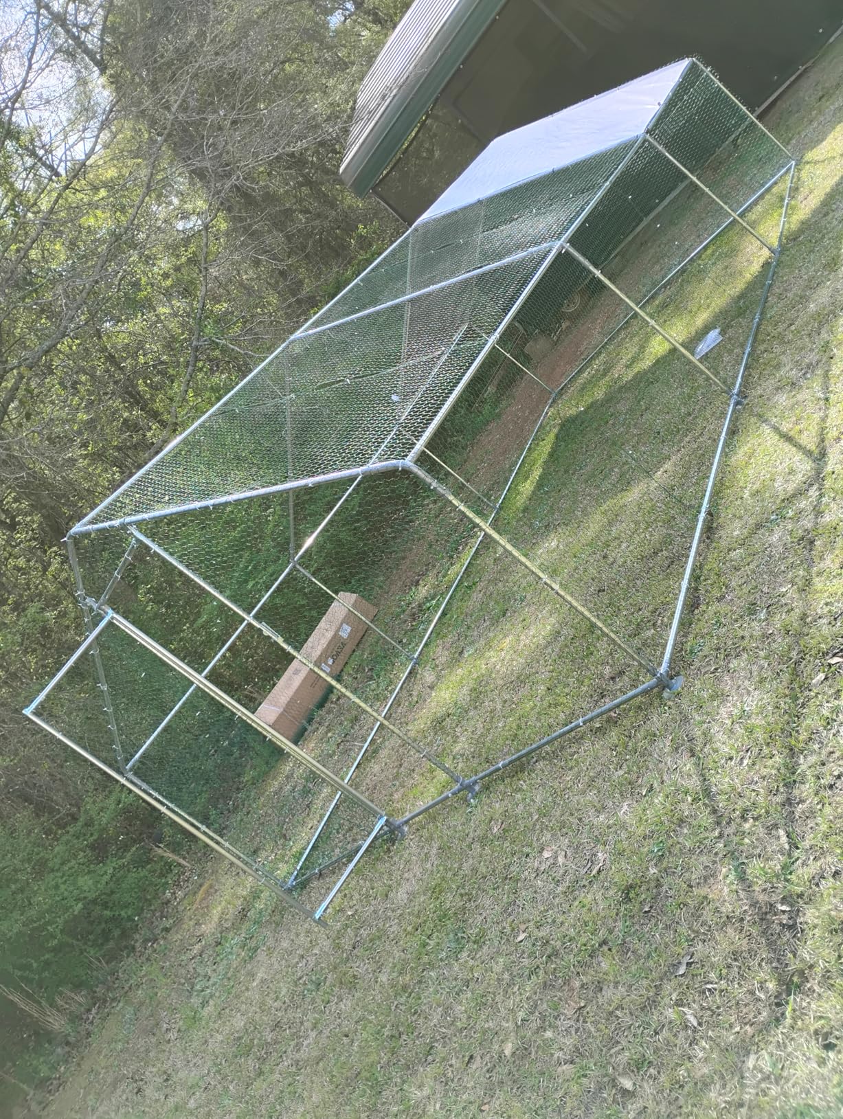 VEVOR Large Metal Chicken Coop, 19.7x9.8x6.5ft Walk-in Chicken Runs for Yard with Cover, Spire Roof Hen House with Security Lock for Outdoor and Backyard, Farm, Duck Rabbit Cage Poultry Pen customer photo 2
