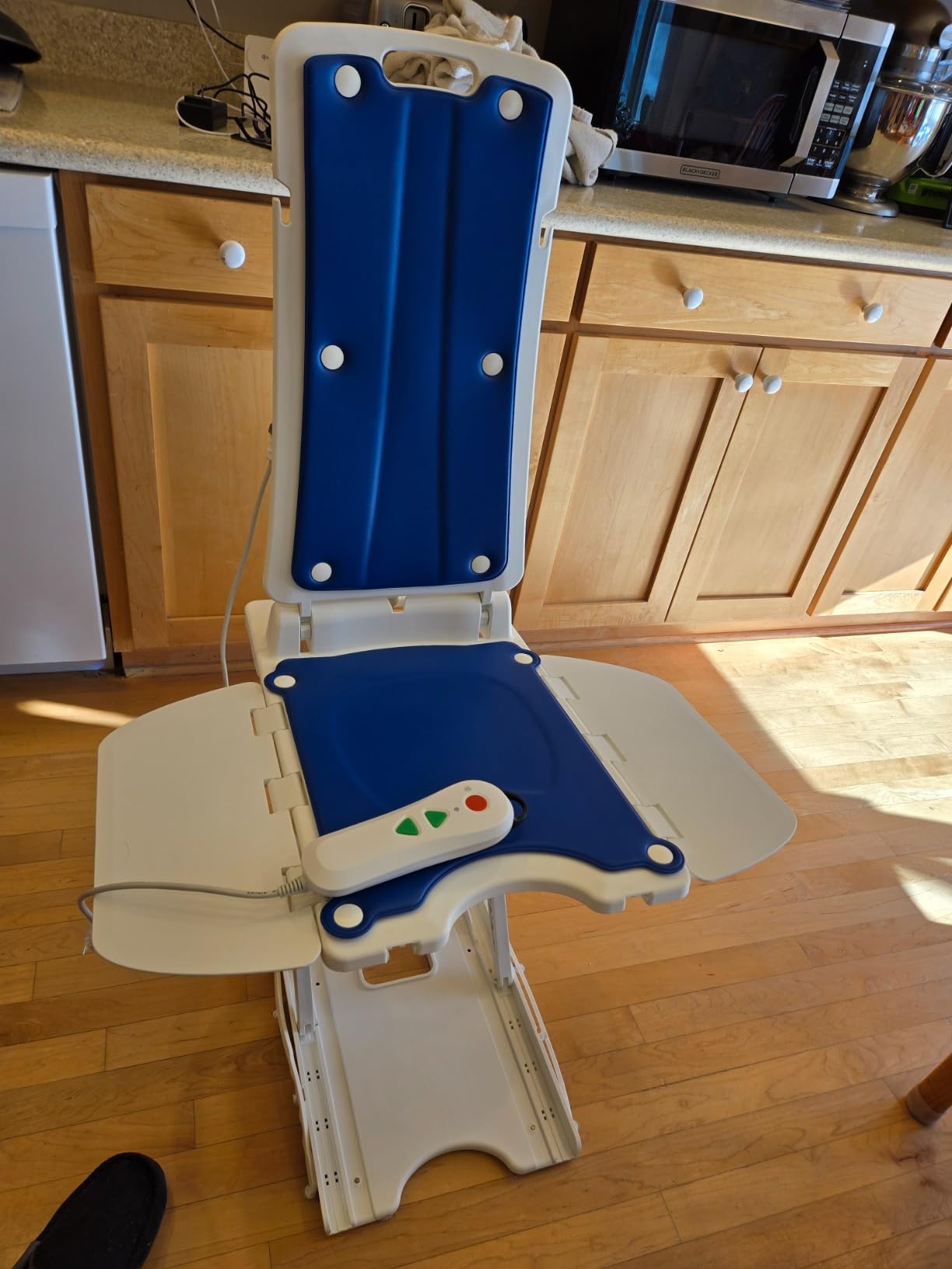 Electric Lift Chair, IP68 Waterproof Bath Lift Chair for Tub, Floor Chair Lift Assist Devices for Seniors & Disabled, FLYCITY Elderly Assistance Products, Raises Up to 20