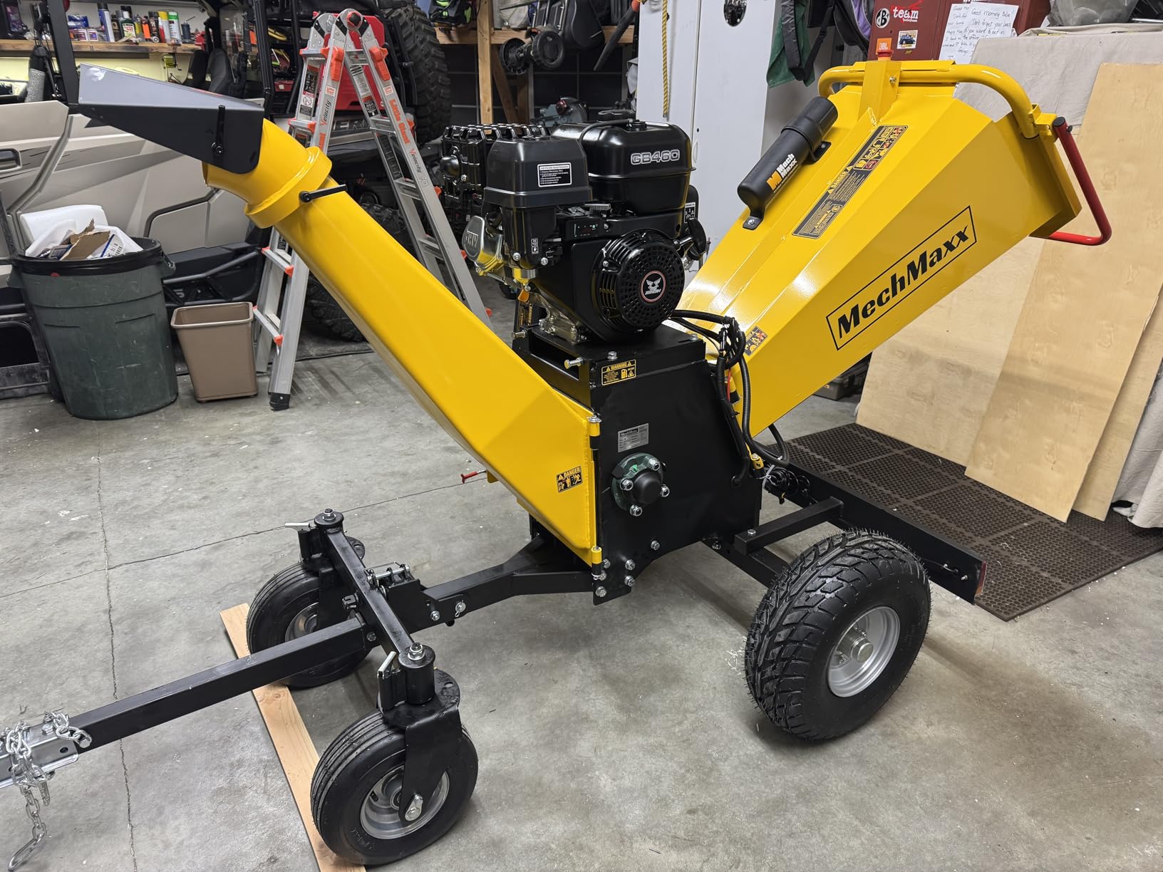 MechMaxx 6 inch ZONSEN 459cc 15hp E-Start Gas Powered 4-Wheels Wood Chipper Shredder Mulcher with Towbar/Tail Light/Emergency Stop Button/Stop Bar, Model B150 Yellow customer photo 1