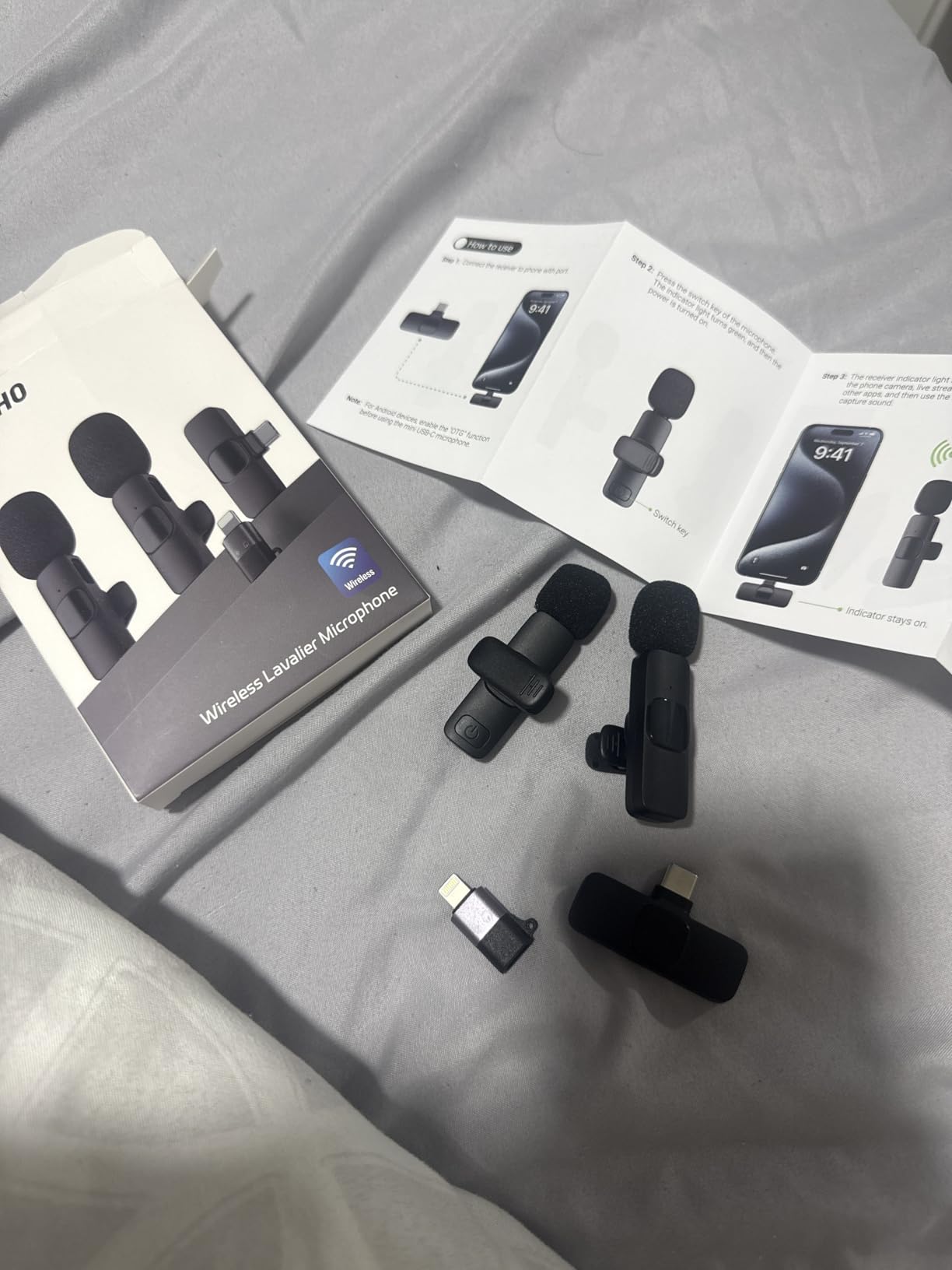 Wireless Lavalier Microphone for iPhone iPad Android With Charging Case 80h Battery Life, Noise cancellation, 164ft Range Plug-Play Clip On Lapel Mic for Youtube, Video Recording, Vlog, Live Streaming customer photo 1
