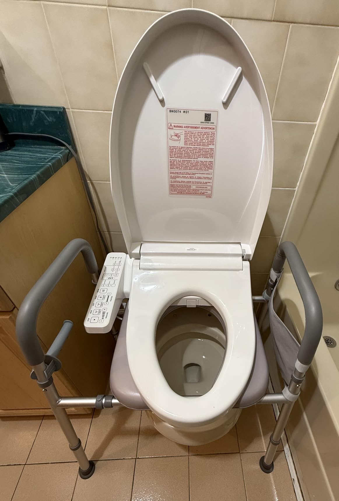Soundfuse Toilet Seat Risers for Seniors, Raised Toilet Seat with Handles, Adjustable Height & Width, Cozy Padded 400lb Elevated Toilet Seat, Fit Any Toilet customer photo 2