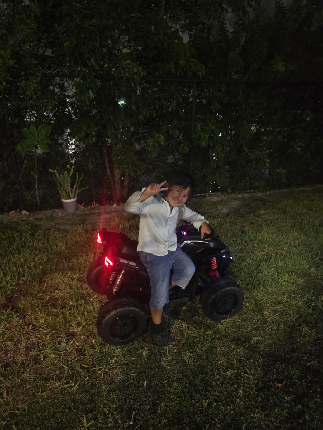 Kids ATV 4 Wheeler, 24V 2 Seater Electric ATV Quad w/4WD Motor, Protective Gear Set, Bluetooth, LED Lights, Spring Suspensions, Battery Powered Ride on Toys for Big Kids, Boys, Girls, Rosered customer photo 2