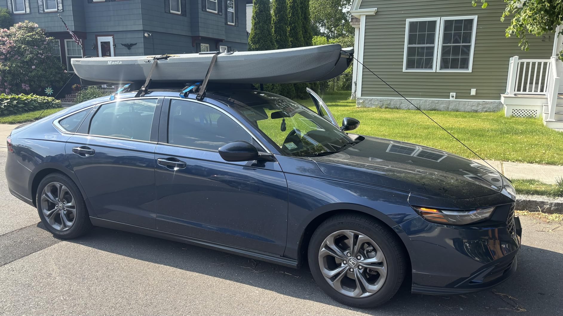 Universal Car Soft Roof Rack，Roof Pads Luggage Carrier for Kayak, Surfboard SUP, Canoe Include Storage Bag, 2 Quick Loop Strap, 2 Tie Down Rope, and 2 Heavy Duty Tie Down Straps customer photo 1