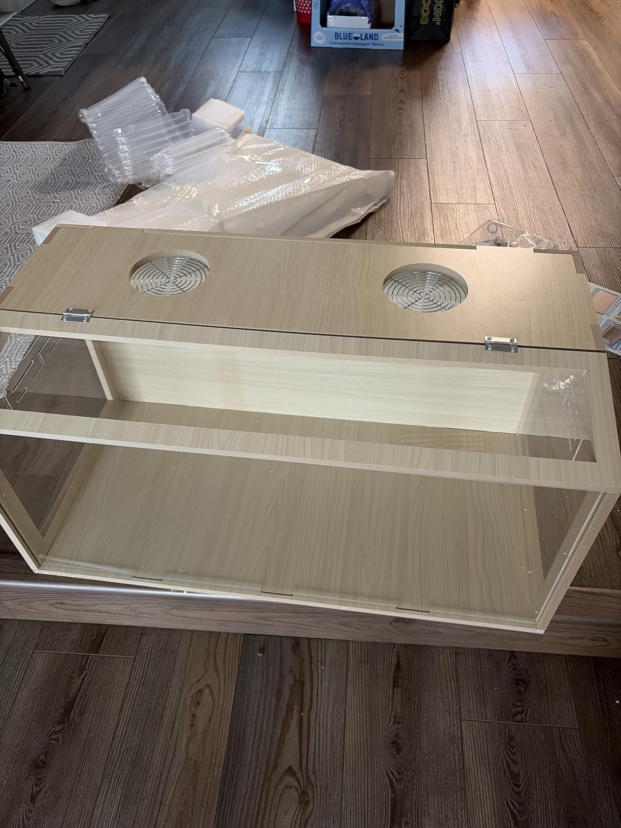 32 inch Wooden Hamster Cage, Large Habitat, Openable Top, Transparent Acrylic for Interior View, Ventilated, Easy to Clean, for Syrian Hamster, Dwarf Hamster, Gerbil, Other Small Pet Animals customer photo 2